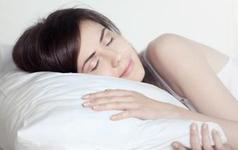 白癜风患者保证足够睡眠也不能熬夜吗？